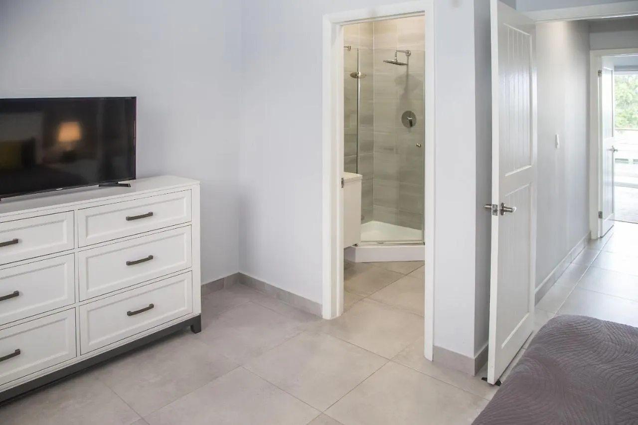 Villa 246C, South Finger, Waterfront Jolly Harbour Casa vacanze